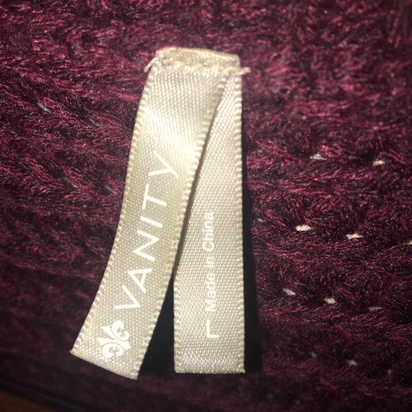 Vanity Waterfall Knit Vest - Picture 7 of 8